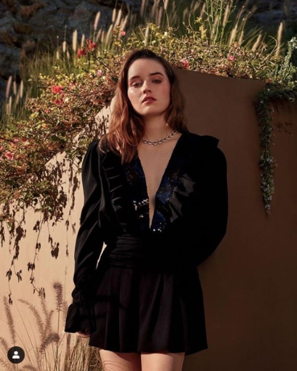 Sexy kaitlyn dever