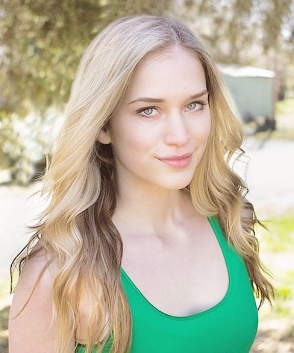 31 Elizabeth Lail Hot Pictures Which Are Here To Rock Your World.
