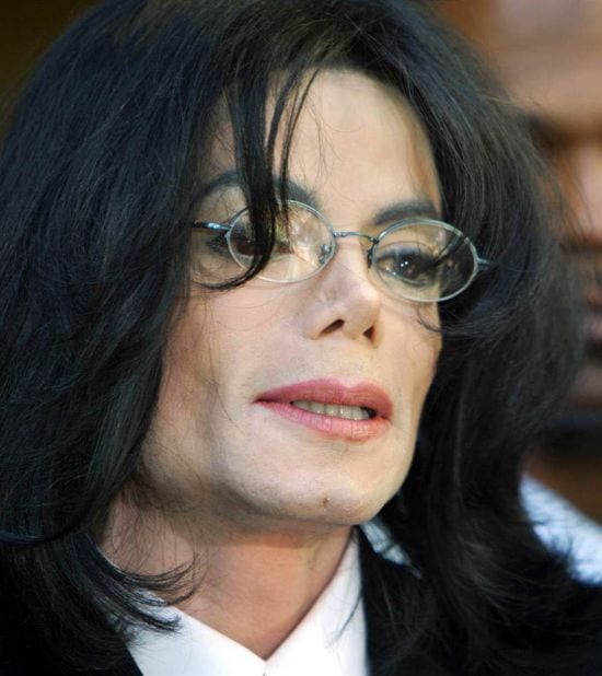 2004 – Speaking to the conference, MJ seen after he was sued for molesting a child. The conference was held on 30th April 2004 in California.