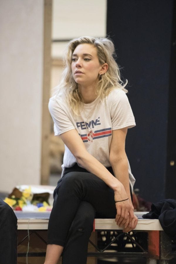 Vanessa Kirby Absurdly Jaw-Dropping Hot Photos-2
