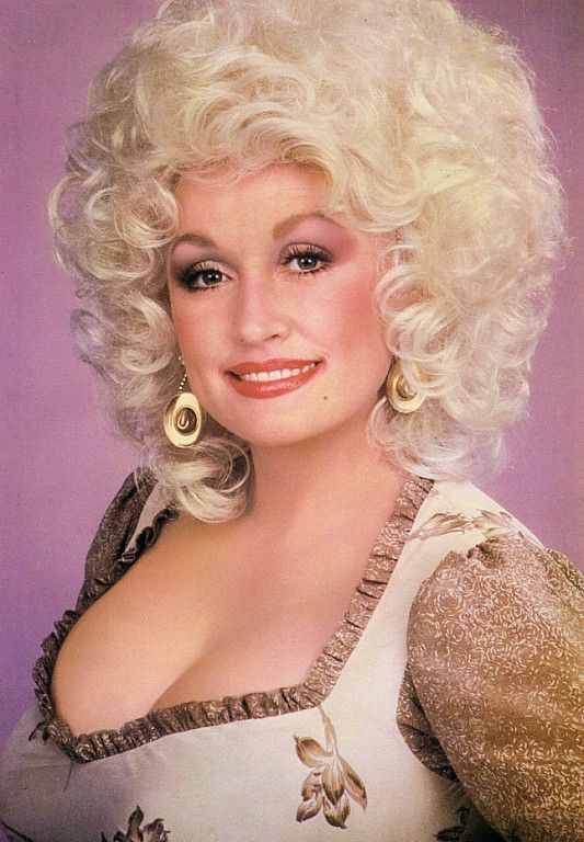Dolly Parton Sexy Pictures