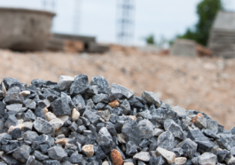 Crushing Stones Safely: Best Practices and Safety Measures