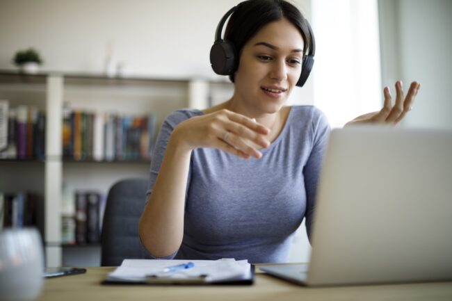Benefits of Online Singing Lessons