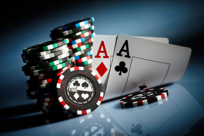 Online Poker Tips and Tricks